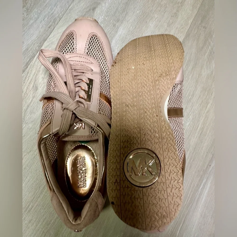 Michael Kors Maggie Trainer Pink Blush Rose Gold Size 8M - Picture 9 of 9